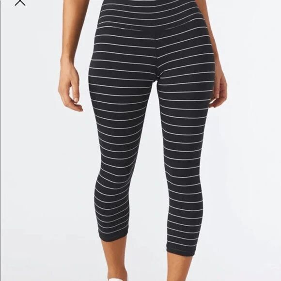 Glyder Black White Pinstriped VITAL 7/8 Yoga Leggings Large - Picture 9 of 9